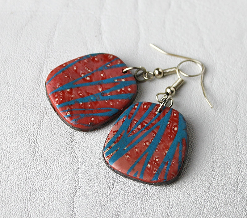 Abstract Stripe Medium Trapezoid Earrings