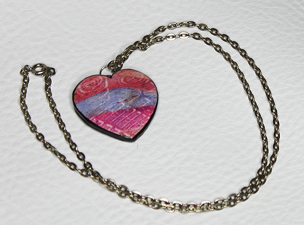 2 Seasons Swirly Heart Pendant Necklace