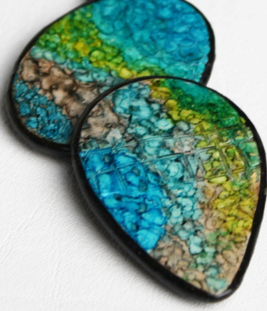 Shoreline Path Layered Pendant Necklace